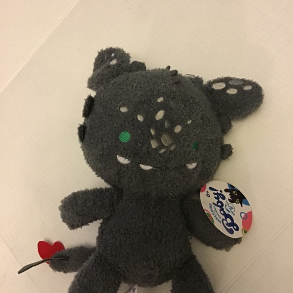 Toothless Cuteeze - Picture 3 of 5